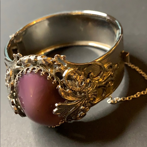 Whiting & Davis Bangle with Safety lock - Picture 2 of 6